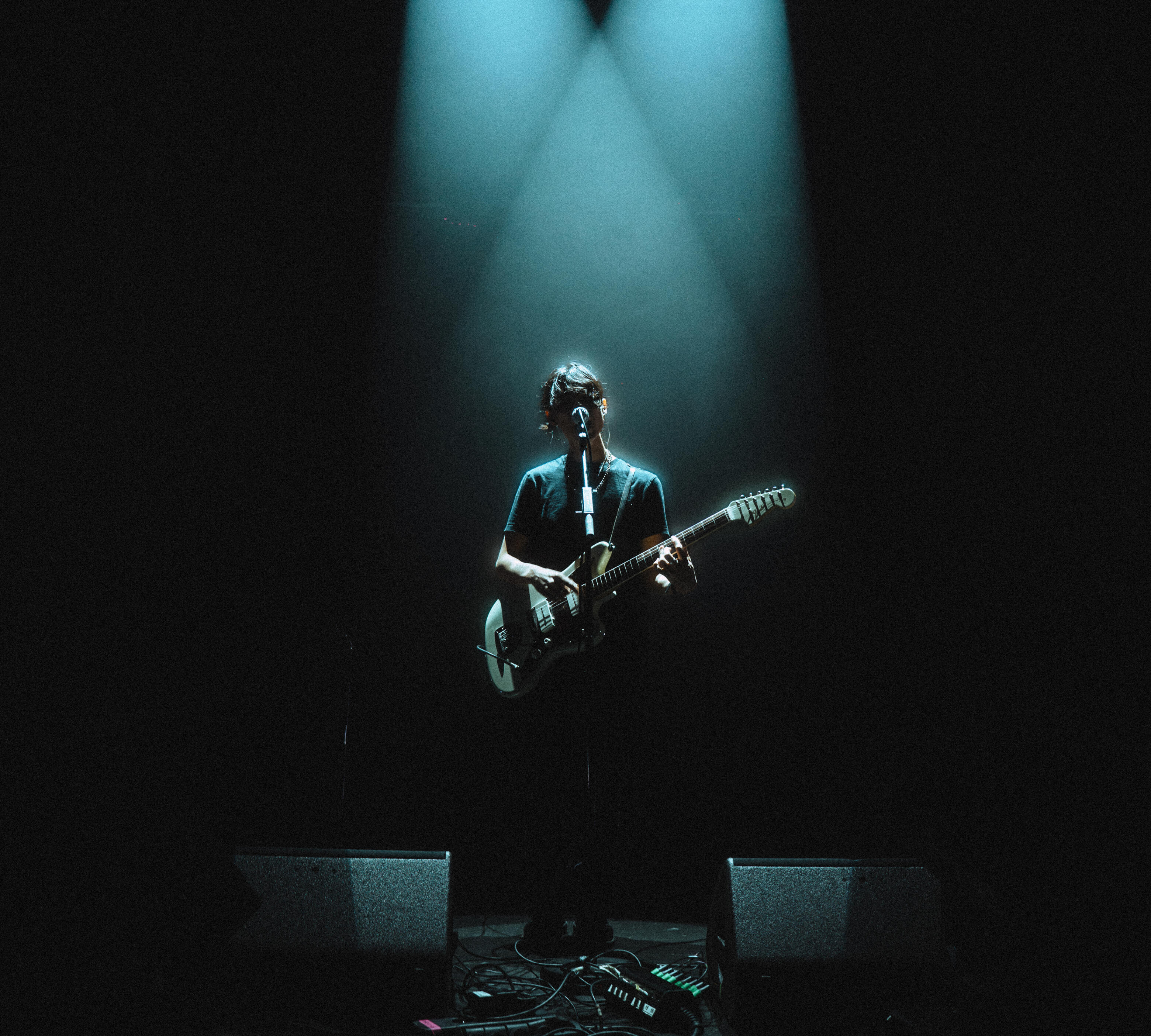(C) YANNIS PERNOT